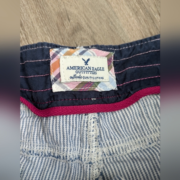 American Eagle Striped Shorts Size 8 - Picture 5 of 10